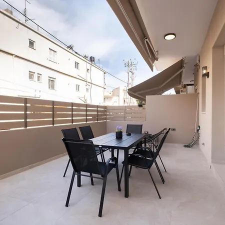 Electric Blue - Modern In Chania
