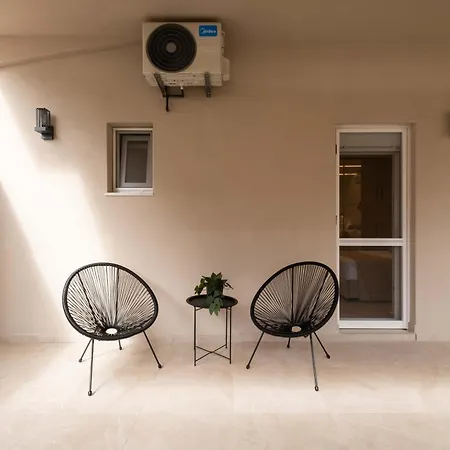 Electric Blue - Modern In Chania Appartamento